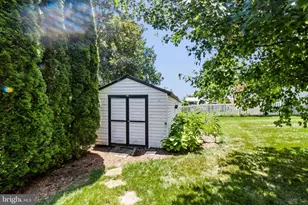 716 W Maple St, Palmyra, PA 17078 - Photo 45
