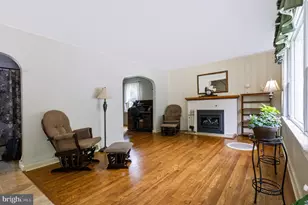 716 W Maple St, Palmyra, PA 17078 - Photo 7