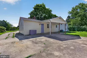175 Monroe Valley Dr, Jonestown, PA 17038 - Photo 31