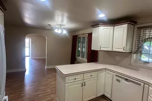 528 E Cherry St, Palmyra, PA 17078 - Photo 5