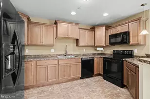 186 Braeburn Way, Palmyra, PA 17078 - Photo 5