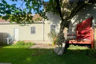 135 S Chestnut St, Annville, PA 17003 - Photo 3