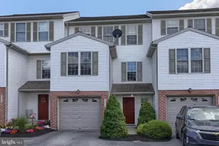 2124 Autumn Ct, Lebanon, PA 17042 - Photo 1