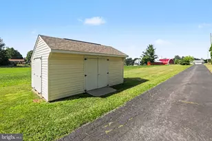 142 Eisenhower Rd, Palmyra, PA 17078 - Photo 35