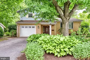 830 King St, Palmyra, PA 17078 - Photo 1