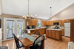 112 Beech Ave, Fredericksburg, PA 17026 - Photo 11