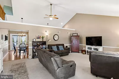 112 Beech Avenue, Fredericksburg, PA 17026 - Photo 5