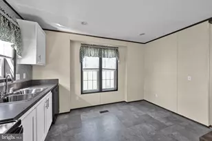 2110 Scull St, Lebanon, PA 17046 - Photo 11