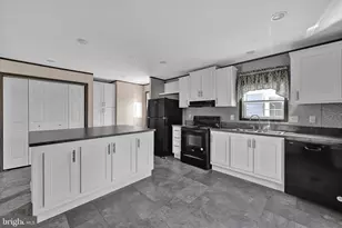 2110 Scull St, Lebanon, PA 17046 - Photo 9