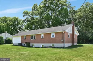 34 Locust Ln, Quentin, PA 17083 - Photo 27