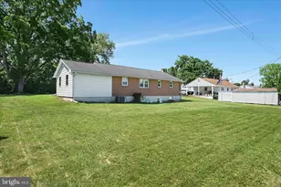 34 Locust Ln, Quentin, PA 17083 - Photo 25