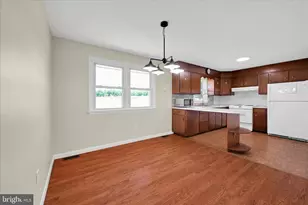 34 Locust Ln, Quentin, PA 17083 - Photo 7