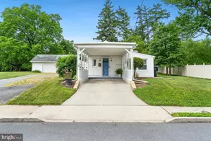 419 S Harrison St, Palmyra, PA 17078 - Photo 1