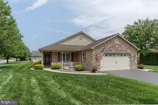 90 Arbor Dr, Myerstown, PA 17067 - Photo 9