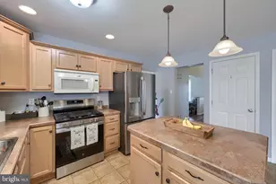 137 Pickwick Cir, Palmyra, PA 17078 - Photo 13