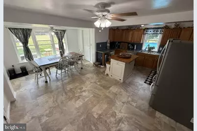125 N Mechanic Street, Fredericksburg, PA 17026 - Photo 5