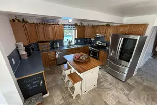 125 N Mechanic St, Fredericksburg, PA 17026 - Photo 3
