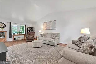 9 N Butterfly Dr, Myerstown, PA 17067 - Photo 15