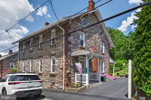 332 Boyd St, Lebanon, PA 17042 - Photo 1