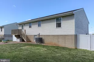 37 Village Dr, Newmanstown, PA 17073 - Photo 35