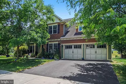 14 Finch Dr, Lebanon, PA 17042 - Photo 1