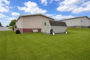 14 Orchard St, Fredericksburg, PA 17026 - Photo 17