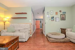998 E Maple St, Palmyra, PA 17078 - Photo 13