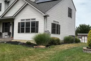 152 Twin Creeks Dr, Jonestown, PA 17038 - Photo 3