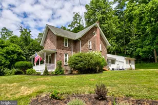 298 Boyd St, Lebanon, PA 17042 - Photo 1