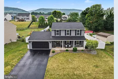 223 Edgemont Ln, Newmanstown, PA 17073 - Photo 3