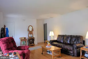 847 E Maple St, Palmyra, PA 17078 - Photo 15