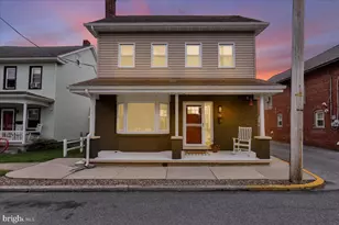18 E Maple St, Cleona, PA 17042 - Photo 5