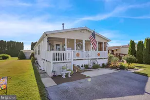 1300 E Kercher Ave, Myerstown, PA 17067 - Photo 1
