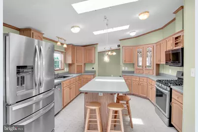 1 Pine St, Fredericksburg, PA 17026 - Photo 7