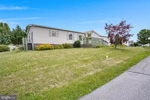 1 Pine St, Fredericksburg, PA 17026 - Photo 35