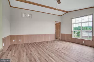1 Pine St, Fredericksburg, PA 17026 - Photo 15
