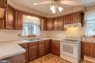 231 W Elm St, Palmyra, PA 17078 - Photo 13