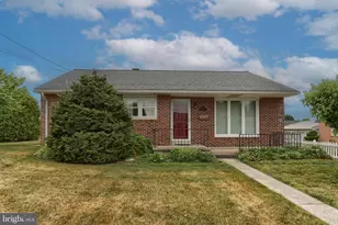 231 W Elm St, Palmyra, PA 17078 - Photo 1