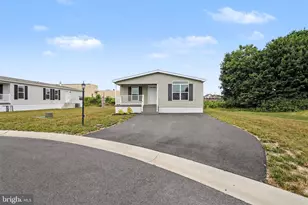 61 Evergreen Aly, Palmyra, PA 17078 - Photo 3