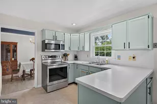 610 E Walnut St, Annville, PA 17003 - Photo 13
