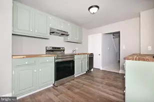 329 E Weidman St, Lebanon, PA 17046 - Photo 7
