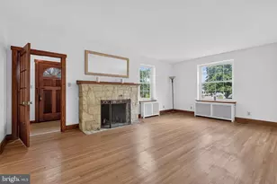 624 E Cherry St, Palmyra, PA 17078 - Photo 7