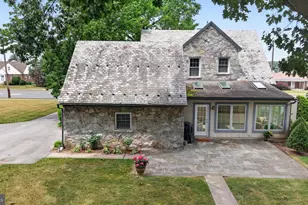 624 E Cherry St, Palmyra, PA 17078 - Photo 43