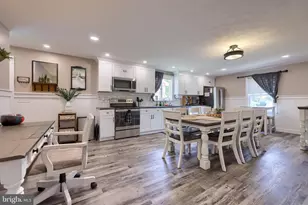 345 W Carpenter Ave, Myerstown, PA 17067 - Photo 13