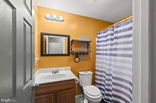 22 Horizon Dr, Fredericksburg, PA 17026 - Photo 9