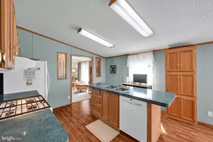 379 W Spruce St, Palmyra, PA 17078 - Photo 13