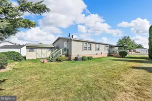 379 W Spruce St, Palmyra, PA 17078 - Photo 31