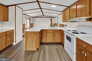 308 Palm City Park, Annville, PA 17003 - Photo 9