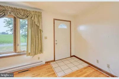 827 N 8th Avenue, Lebanon, PA 17046 - Photo 3