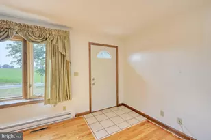 827 N 8th Ave, Lebanon, PA 17046 - Photo 3